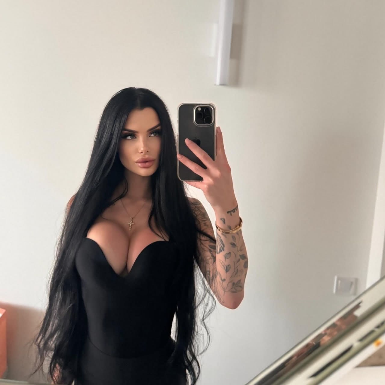 Амира - Модели